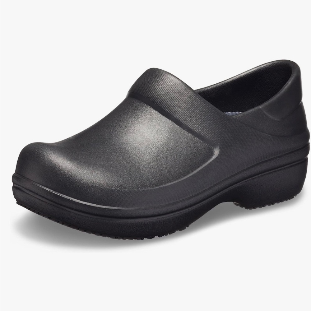 Crocs at work black neria pro II clog women’s size 9 with dual comfort